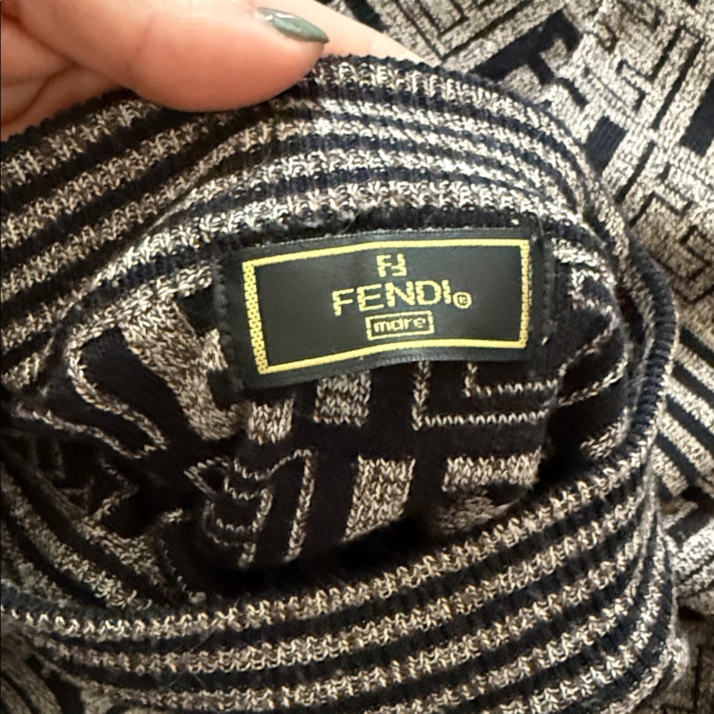 Fendi Zucca Cowl Wool Blend Sweater Pit to Pit 21” - Picture 4 of 5